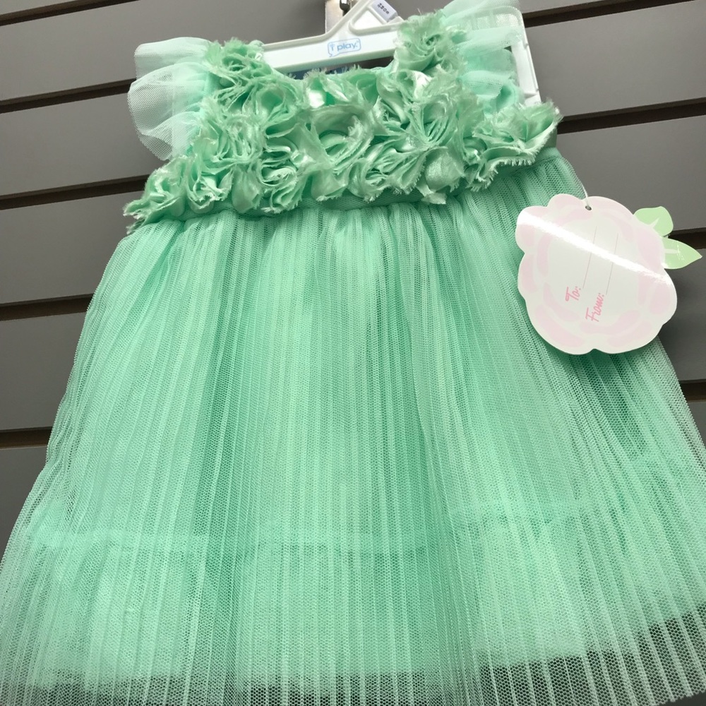 Dress - Picture 3 of 8